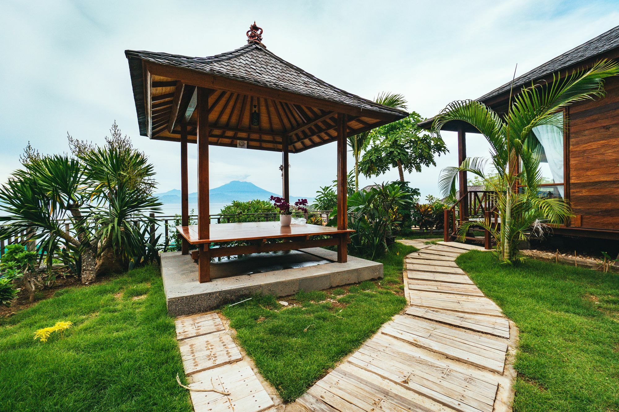 Jenggala Hill Hotel Нуса Лембонган Екстериор снимка
