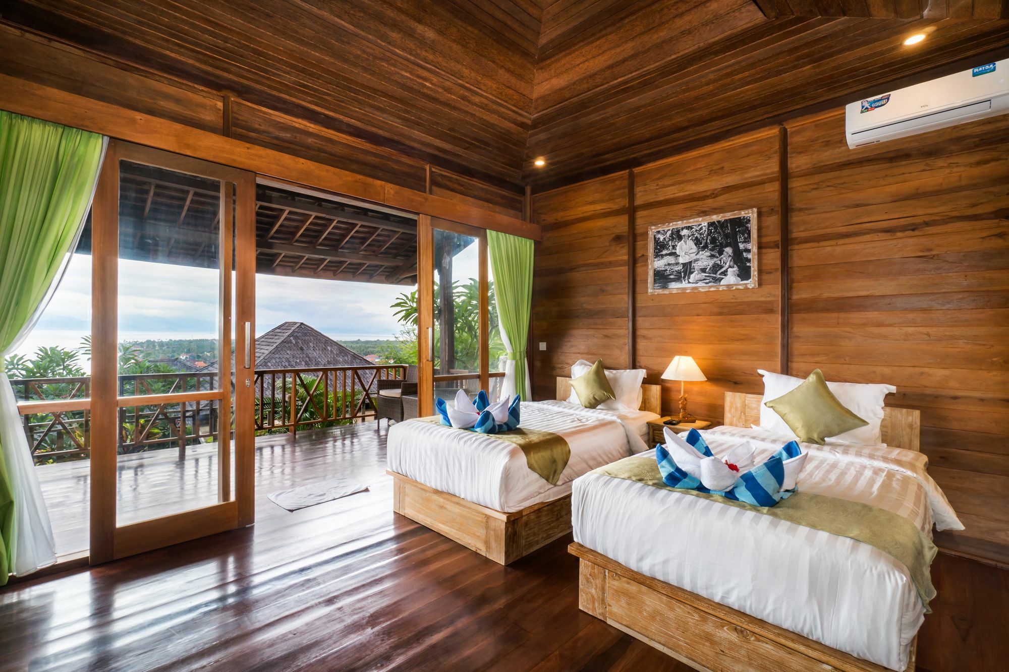 Jenggala Hill Hotel Нуса Лембонган Екстериор снимка